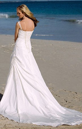 Orifashion HandmadeHandmade Beach Bridal Gown / Wedding Dress BE